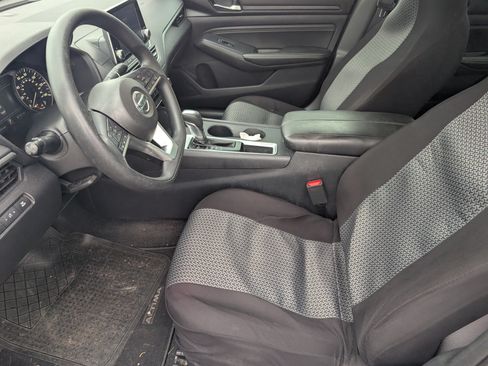 Used 2019 Nissan Altima 2.5 S FWD image 6
