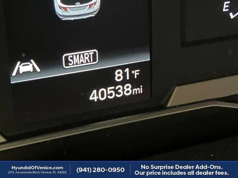 Used 2022 Hyundai Tucson SEL FWD image 16