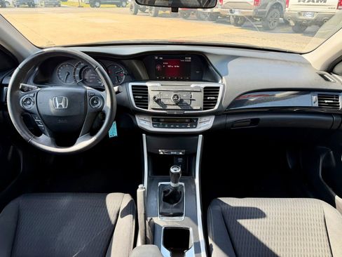 Used 2014 Honda Accord Sport image 12