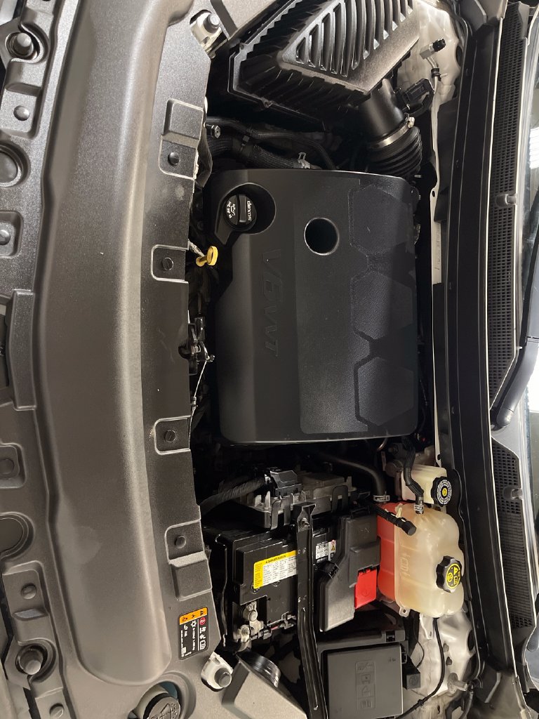 Used 2021 Buick Enclave Essence w/ Sound and Sites Package AWD/4WD image 10