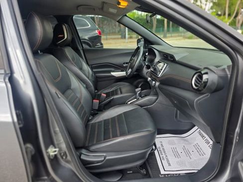 Used 2020 Nissan Kicks SR w/ SR Premium Package FWD image 33