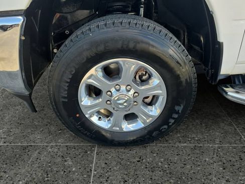Used 2024 RAM 2500 Big Horn AWD/4WD image 16