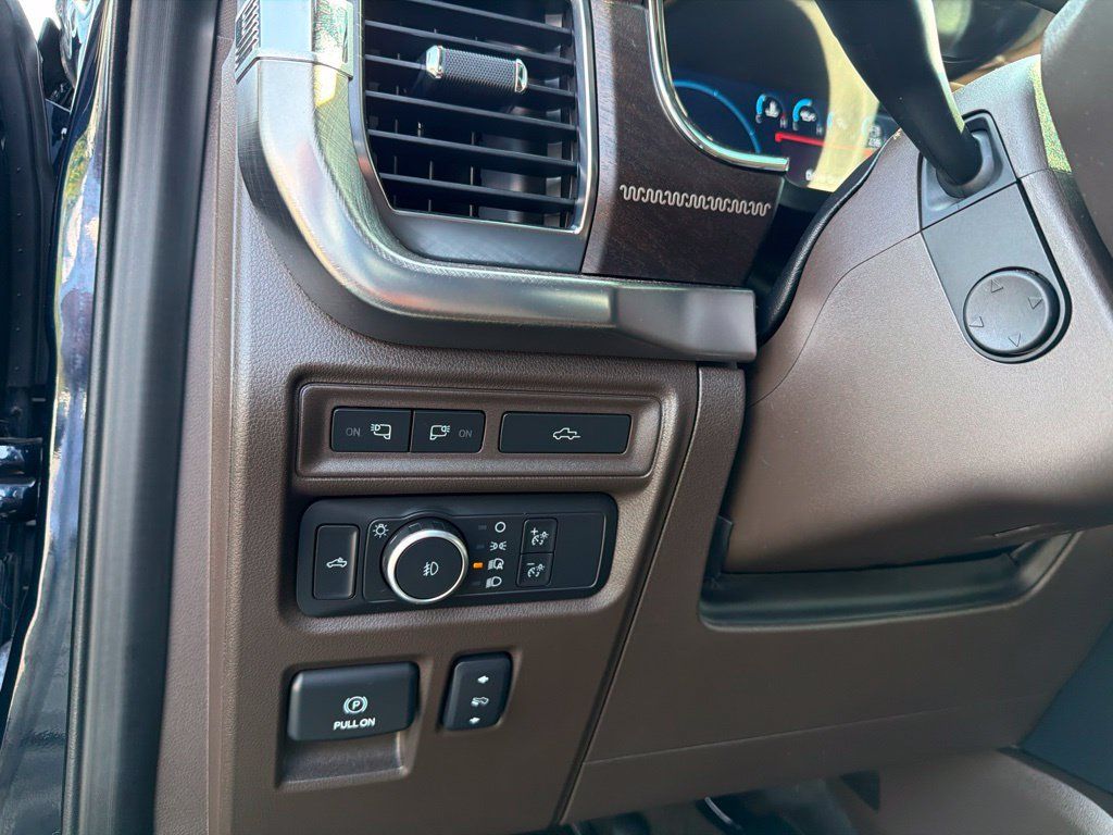 Used 2022 Ford F150 King Ranch w/ Equipment Group 601A High AWD/4WD image 12