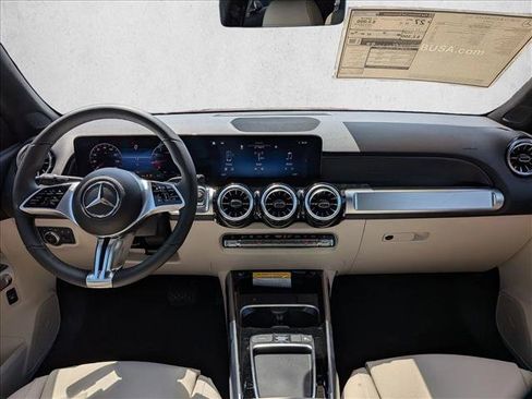 New 2026 Mercedes-Benz GLB 250 4MATIC image 16