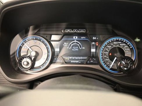 Used 2022 RAM 1500 Limited AWD/4WD image 19