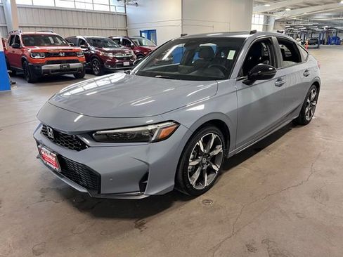 Used 2025 Honda Civic Sport Touring image 7