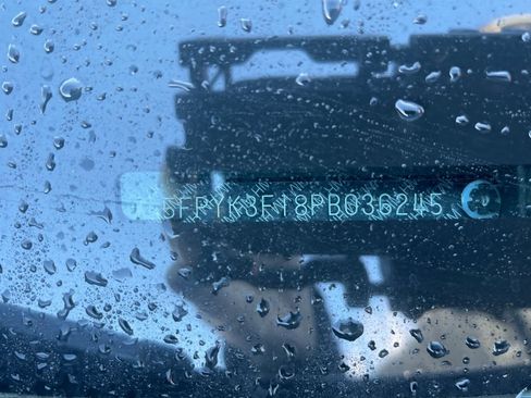 Used 2023 Honda Ridgeline Sport image 16