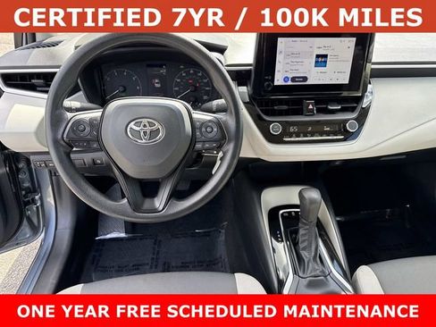 Used 2025 Toyota Corolla LE FWD image 17