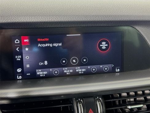 Used 2025 Alfa Romeo Stelvio Sprint AWD/4WD image 15