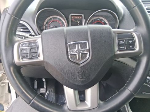 Used 2020 Dodge Journey Crossroad FWD image 14