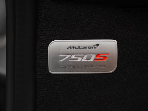 Used 2026 McLaren 750S Spider RWD image 26
