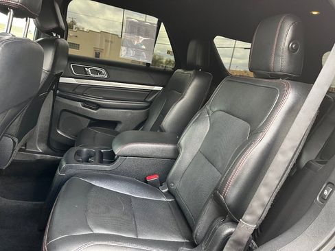 Used 2016 Ford Explorer Sport w/ Equipment Group 401A AWD/4WD image 31