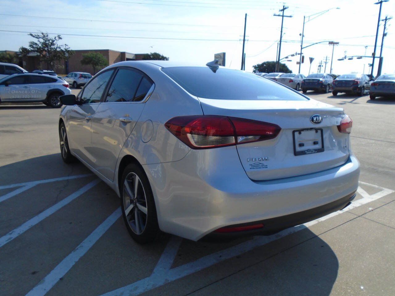 Used 2017 Kia Forte EX FWD image 7