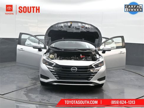 Used 2025 Nissan Versa SV image 50