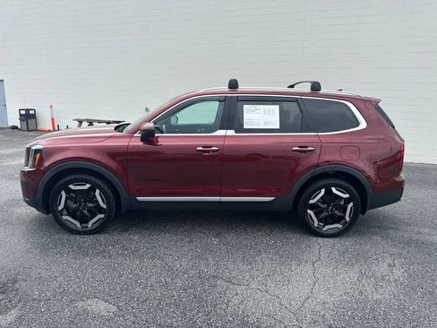 Used 2023 Kia Telluride S AWD/4WD image 4