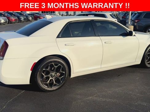 Used 2019 Chrysler 300 S AWD/4WD image 2