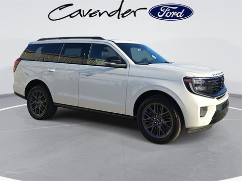 New 2025 Ford Expedition Platinum w/ Stealth Performance Package image 3
