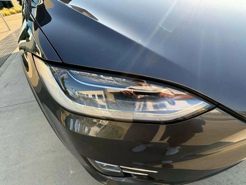 Used 2017 Tesla Model X 100D image 43