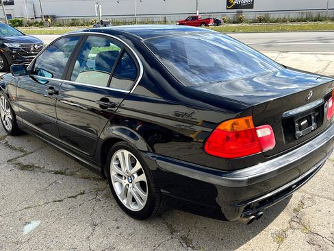 Used 2001 BMW 330i Sedan image 6