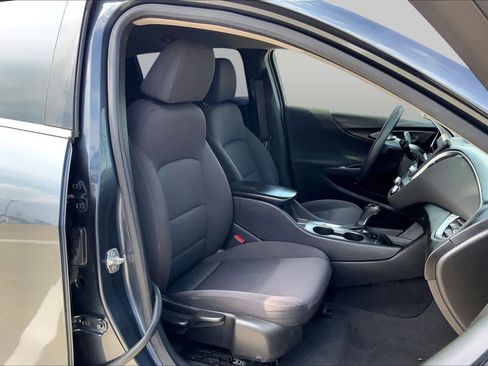 Used 2019 Chevrolet Malibu LS FWD image 9
