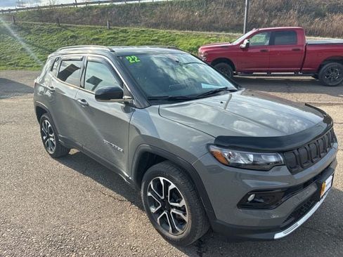 Certified 2022 Jeep Compass Limited AWD/4WD image 2