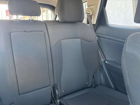 Used 2026 Kia Sportage LX FWD image 36