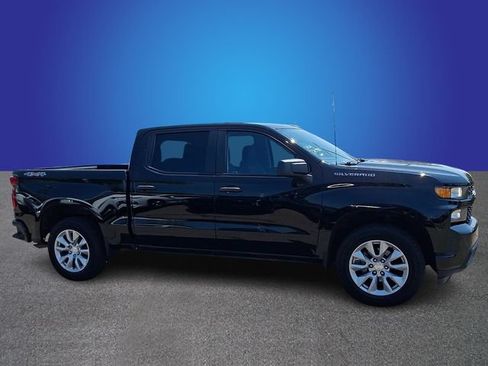 Used 2021 Chevrolet Silverado 1500 Custom AWD/4WD image 3