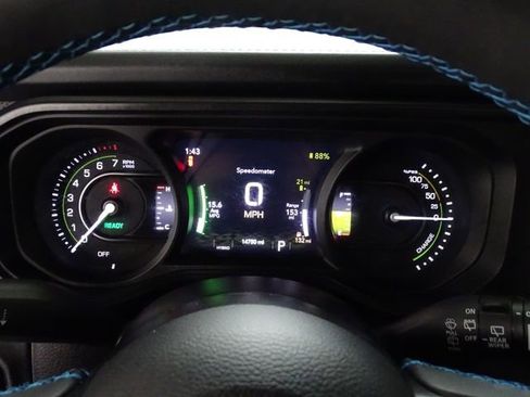 Certified 2025 Jeep Wrangler Unlimited Rubicon 4xe image 14