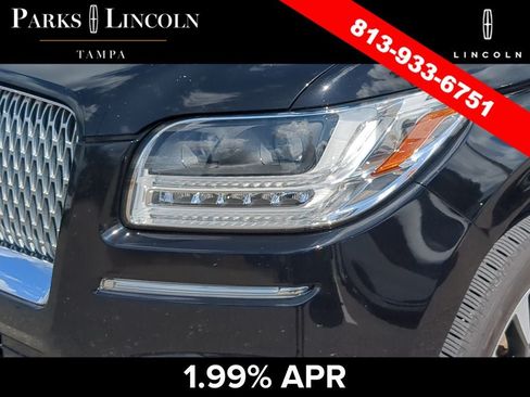 Used 2021 Lincoln Navigator Reserve w/ Luxury Package AWD/4WD image 11