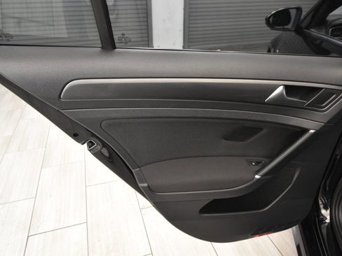 Used 2020 Volkswagen GTI S image 15