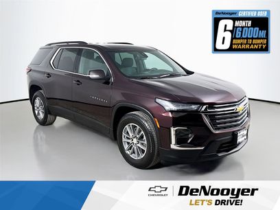 Used 2023 Chevrolet Traverse LT