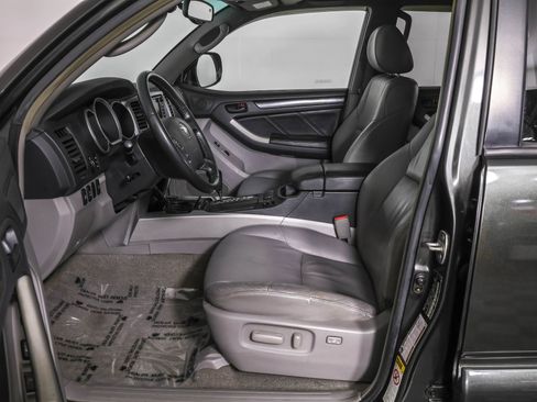 Used 2006 Toyota 4Runner Limited image 5