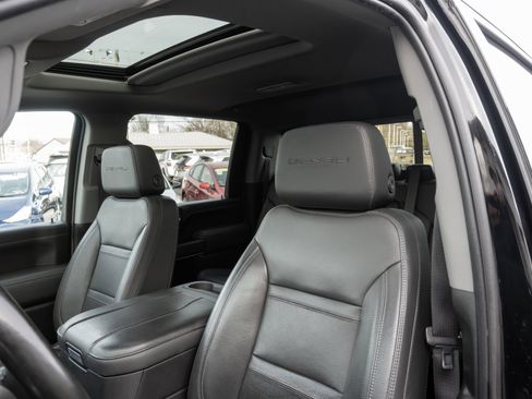 Used 2023 GMC Sierra 2500 Denali w/ Denali Ultimate Package image 21