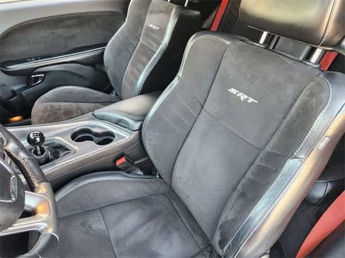 Used 2016 Dodge Challenger SRT Hellcat image 10