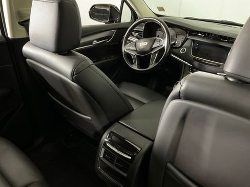 Used 2019 Cadillac XT5 Premium Luxury w/ Driver Assist Package AWD/4WD image 29