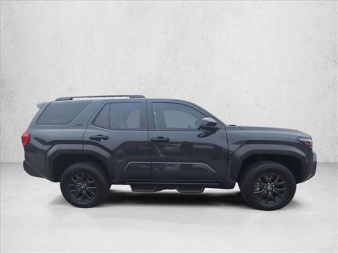 Used 2025 Toyota 4Runner SR5 AWD/4WD image 4