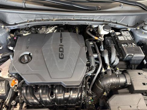 Certified 2026 Hyundai Tucson Limited FWD image 9