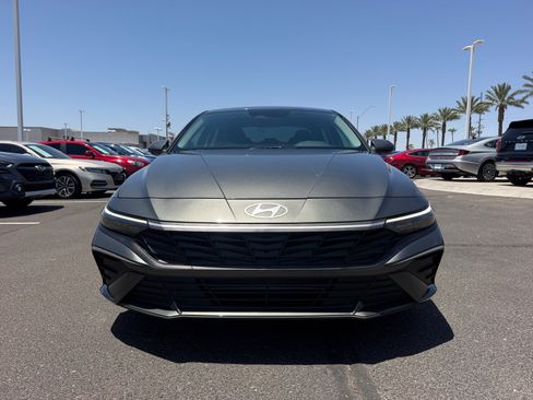 Certified 2024 Hyundai Elantra SEL FWD image 23