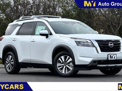 New 2025 Nissan Pathfinder SL