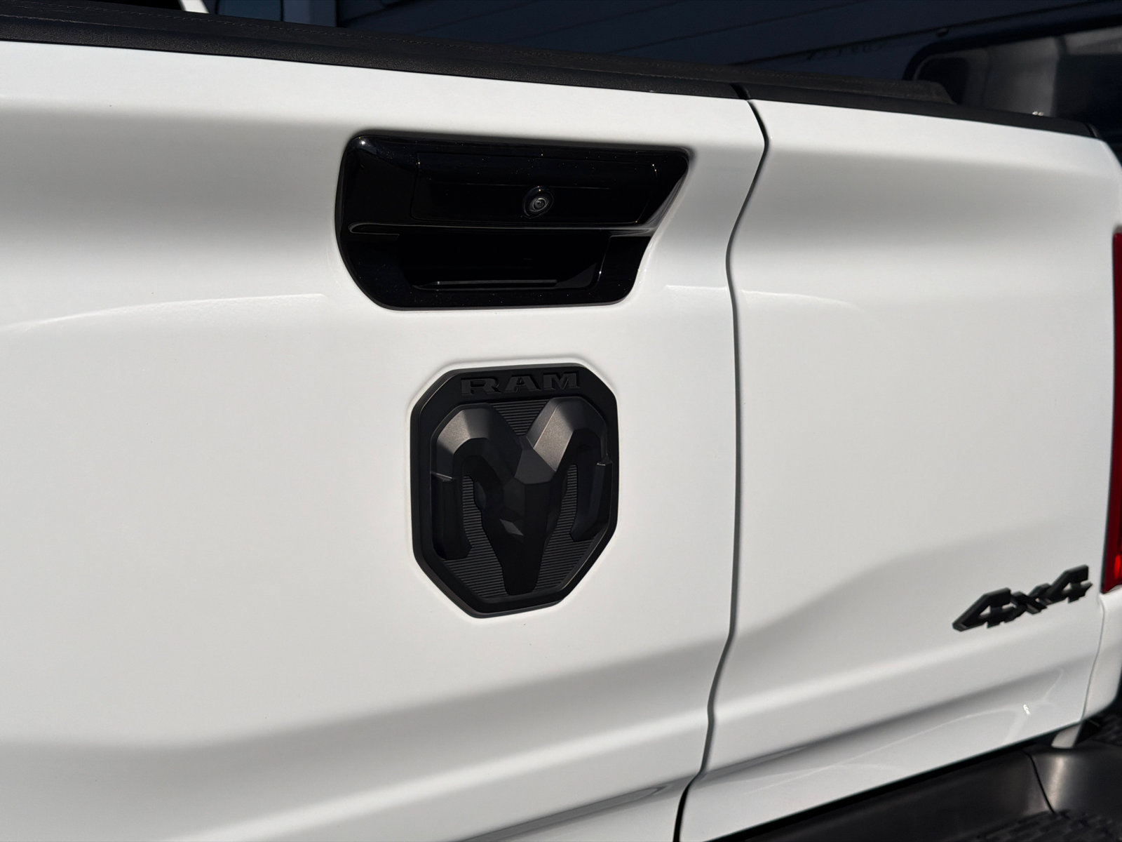 Used 2025 RAM 1500 Limited AWD/4WD image 8