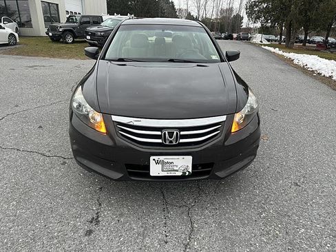 Used 2011 Honda Accord EX image 8