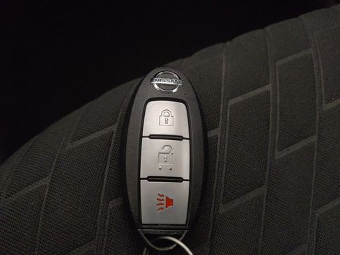 Used 2021 Nissan Kicks S FWD image 32