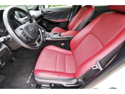 Used 2024 Lexus IS 350 F Sport RWD image 11