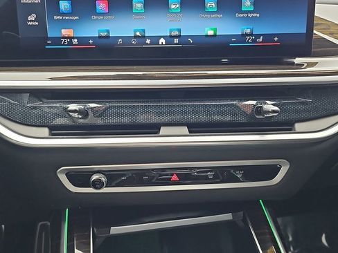 Used 2024 BMW X7 xDrive40i w/ M Sport Package image 27