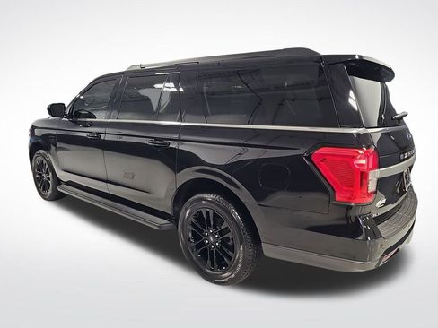 Used 2024 Ford Expedition Max XLT image 18