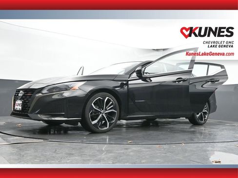 Used 2024 Nissan Altima 2.5 SR image 67