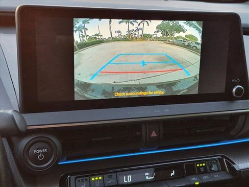 Used 2023 Toyota Prius Limited FWD image 13