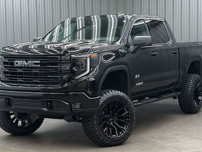 Used 2026 GMC Sierra 1500 Elevation w/ LPO, Elevation Black Package