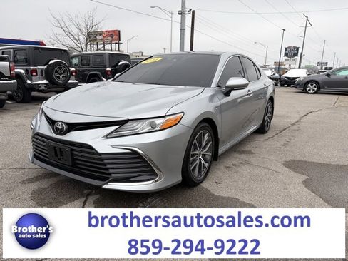 Used 2024 Toyota Camry XLE w/ Cold Weather Package image 1
