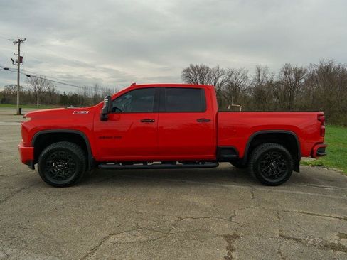 Used 2022 Chevrolet Silverado 2500 LTZ w/ LTZ Plus Package AWD/4WD image 5